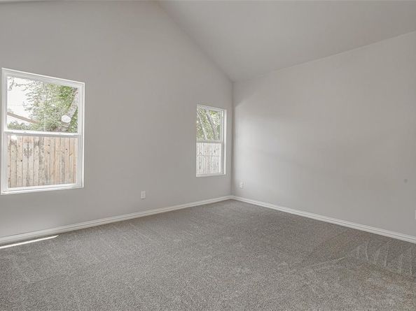 2511  Birdell Court , Fort Worth Texas 76105