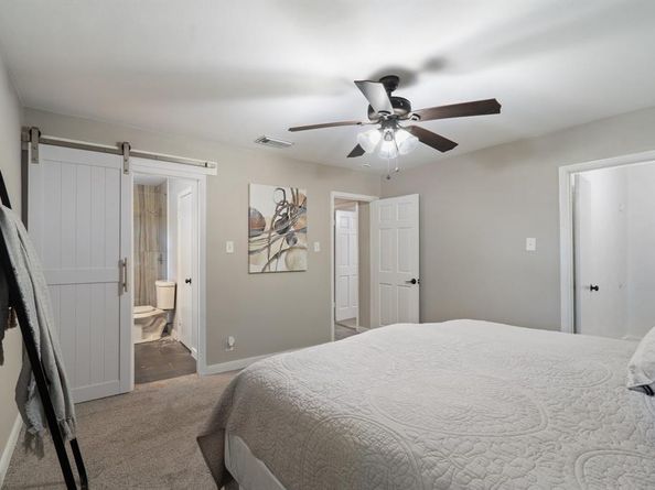 345  Somerset  , Bedford Texas 76022