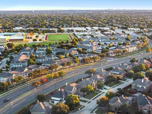 9328  Old Veranda Road , Plano Texas 75024