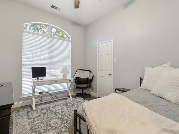 3202  Berkshire Lane , Corinth Texas 76210