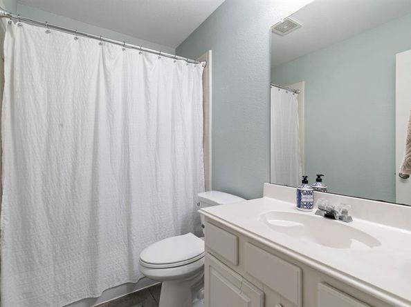 3202  Berkshire Lane , Corinth Texas 76210