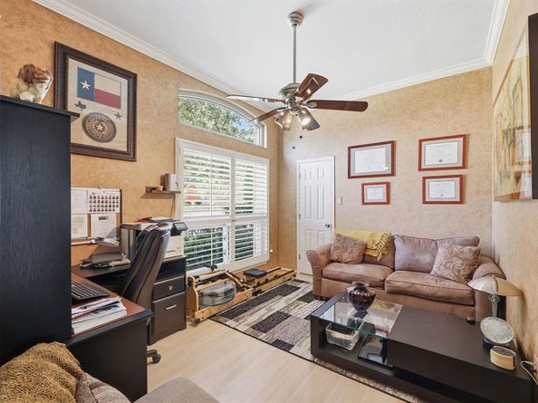 4256  Peppermill Lane , Dallas Texas 75287