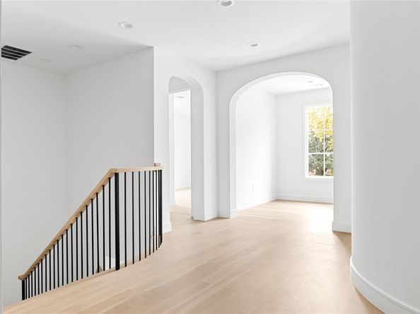 6454  Kenwood Avenue , Dallas Texas 75214