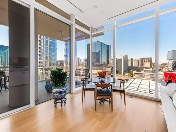 1747  Leonard Street  903, Dallas Texas 75201