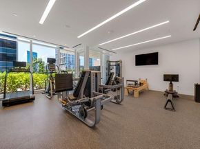 1747  Leonard Street  903, Dallas Texas 75201