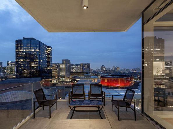 1747  Leonard Street  903, Dallas Texas 75201