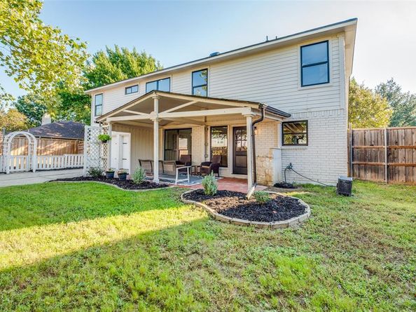 3005  Pacifica Street , Carrollton Texas 75007