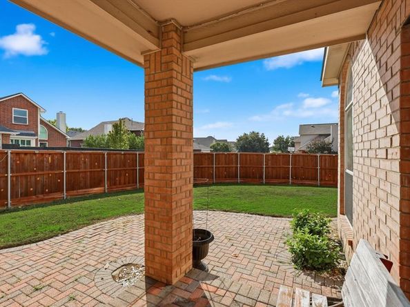 3528  Eisenhower Street , Carrollton Texas 75007