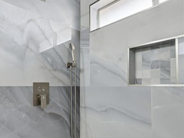 3528  Eisenhower Street , Carrollton Texas 75007