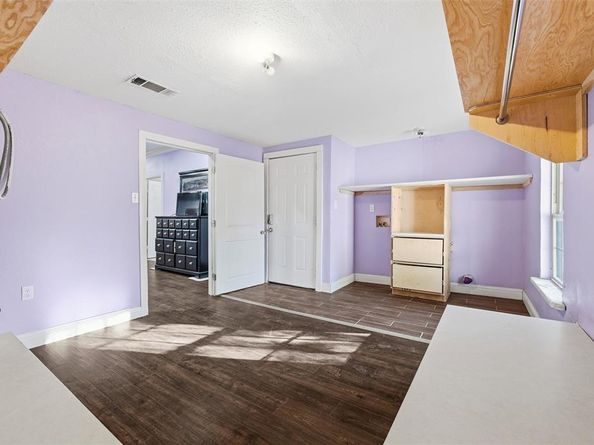 2734  Fordham Road , Dallas Texas 75216