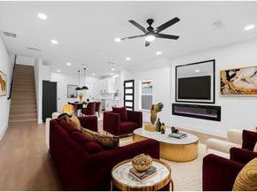 1407  Barry Avenue , Dallas Texas 75223