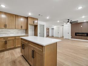 1614 E Red Bird Lane , Dallas Texas 75241