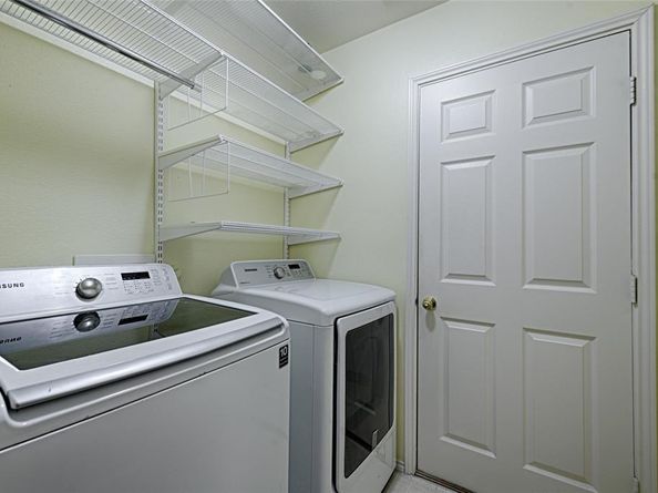 10106  Green Court , Irving Texas 75063