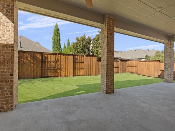 910  Mountain Laurel Drive , Prosper Texas 75078