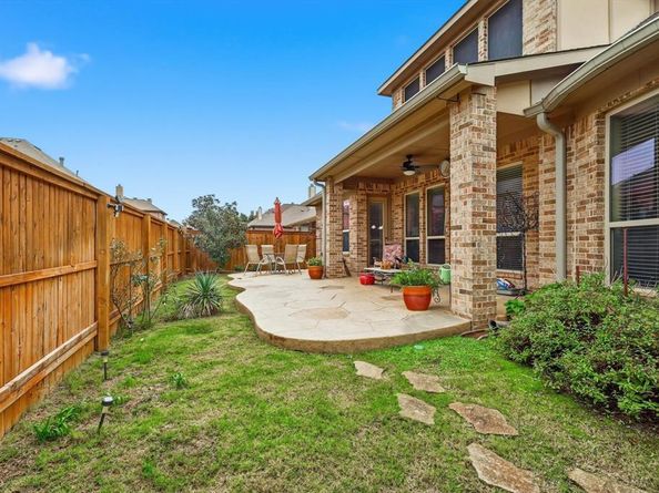 1113  Grant Avenue , Lantana Texas 76226