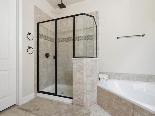 1113  Grant Avenue , Lantana Texas 76226