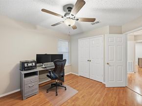 924  Rio Vista Lane , Arlington Texas 76017