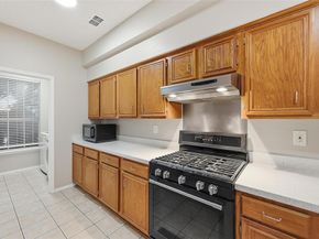 924  Rio Vista Lane , Arlington Texas 76017