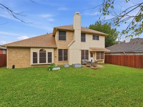 924  Rio Vista Lane , Arlington Texas 76017