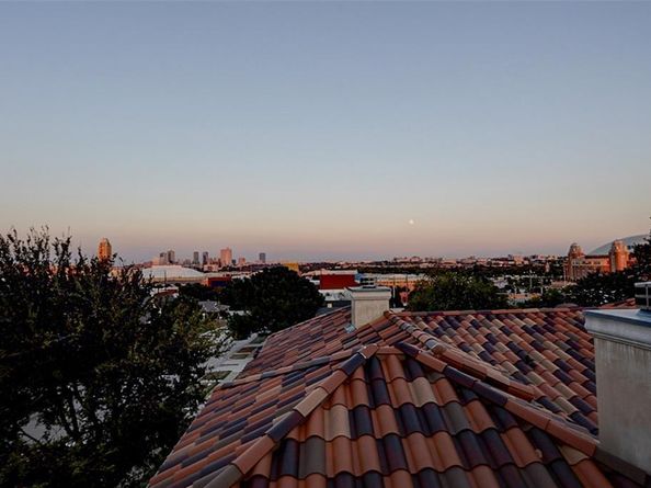 3637  Crestline Road , Fort Worth Texas 76107