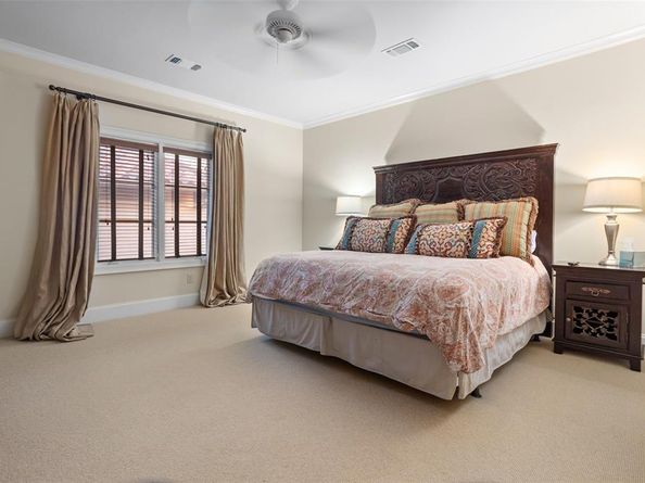 3637  Crestline Road , Fort Worth Texas 76107