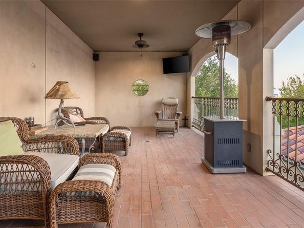 3637  Crestline Road , Fort Worth Texas 76107