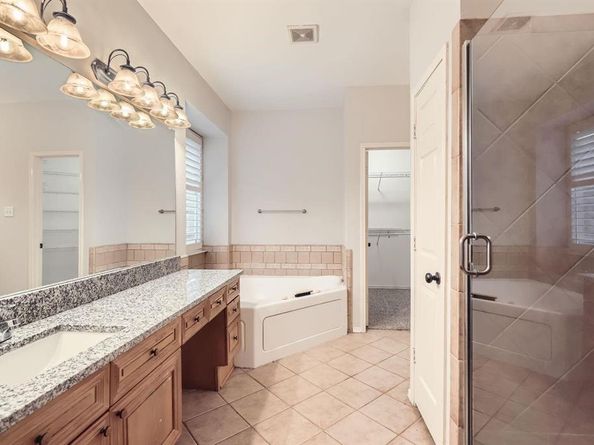 1105  Shores Boulevard , Rockwall Texas 75087