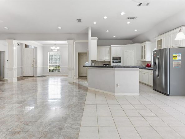 2505  Timber ridge Drive , Garland Texas 75044