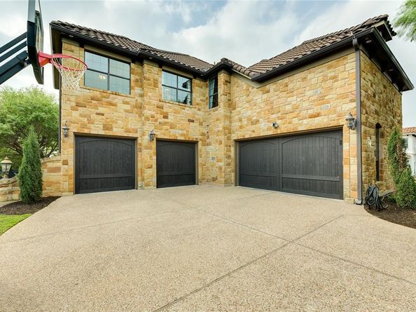 2104  University Club Drive , Austin Texas 78732