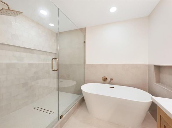 2707  Quail Ridge Drive , Carrollton Texas 75006