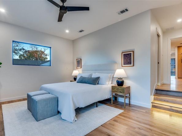 514  Aqua Drive , Dallas Texas 75218