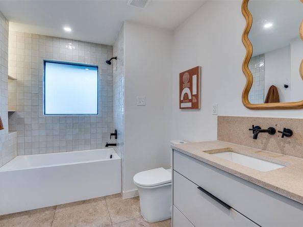 514  Aqua Drive , Dallas Texas 75218