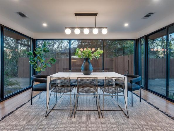 514  Aqua Drive , Dallas Texas 75218