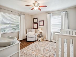 821  Peavy Road , Dallas Texas 75218