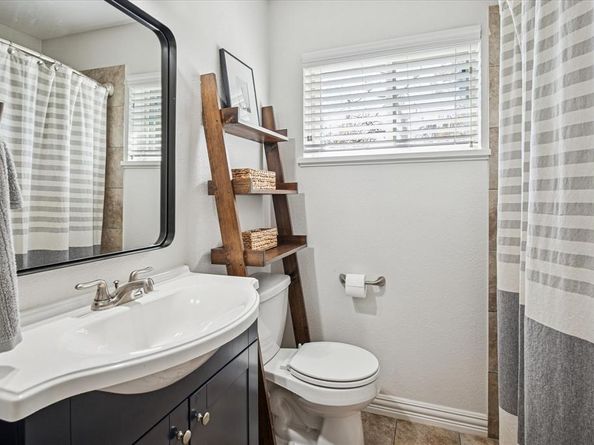 821  Peavy Road , Dallas Texas 75218