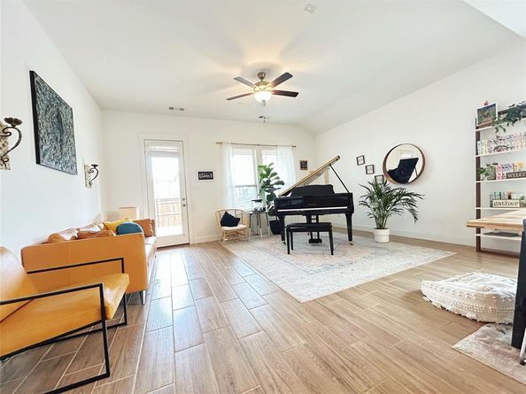 1013  Rebecca Drive , Allen Texas 75013