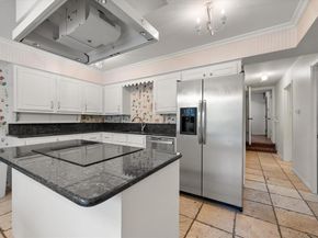 905  Live Oak Lane , Arlington Texas 76012