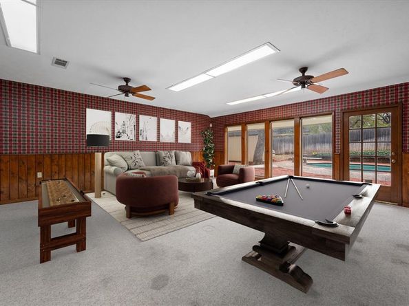 905  Live Oak Lane , Arlington Texas 76012