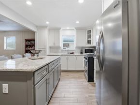 3904  Lakewood Drive , Lake Worth Texas 76135