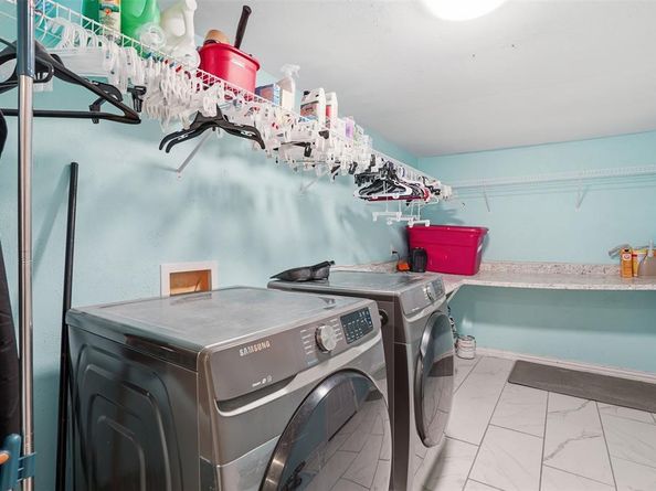 3904  Lakewood Drive , Lake Worth Texas 76135