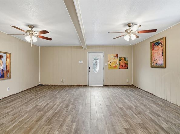 3904  Lakewood Drive , Lake Worth Texas 76135