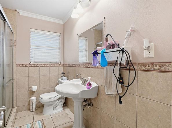 3904  Lakewood Drive , Lake Worth Texas 76135