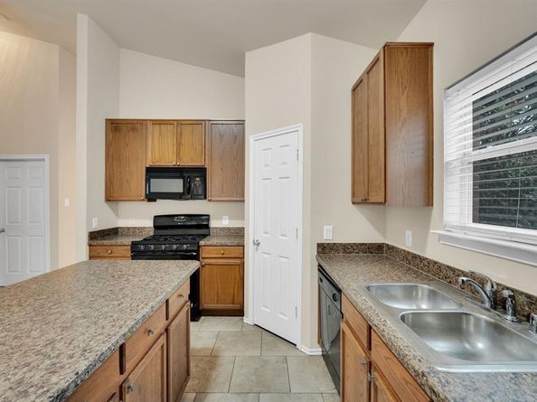 2755  Sun Rise Lane , Grand Prairie Texas 75052