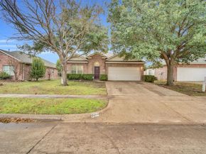 2755  Sun Rise Lane , Grand Prairie Texas 75052