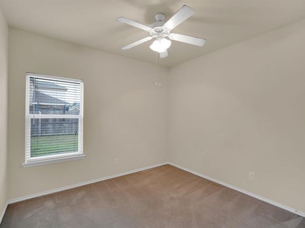 2755  Sun Rise Lane , Grand Prairie Texas 75052