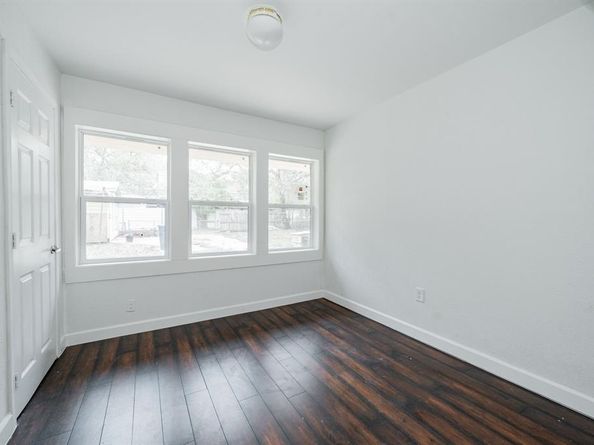 2426  Salerno Drive , Dallas Texas 75224