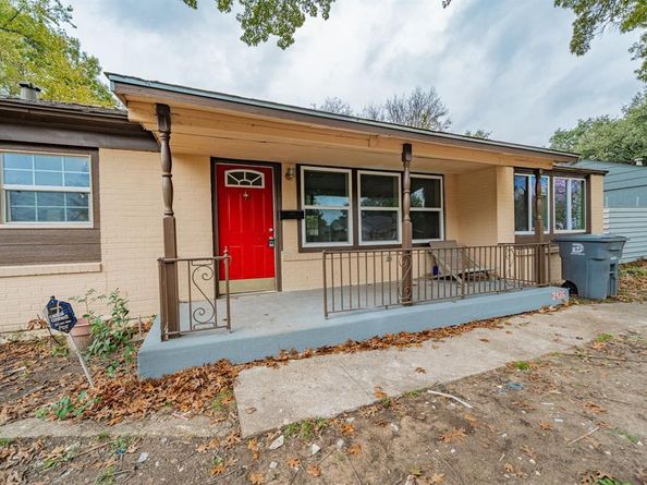 2426  Salerno Drive , Dallas Texas 75224