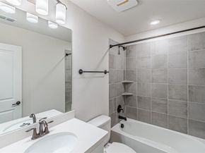 6753  verandah Way , Irving Texas 75039