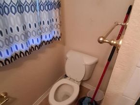 1015 E Morphy Street , Fort Worth Texas 76104