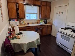 1015 E Morphy Street , Fort Worth Texas 76104